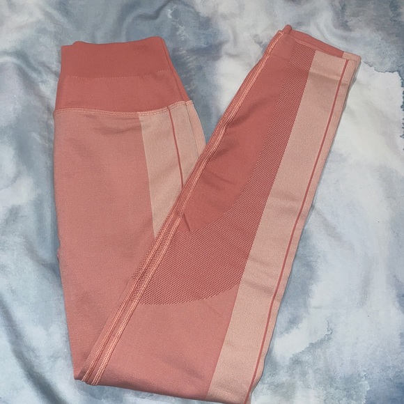 Lululemon Ebb Train Tight Abstract Leggings - Picture 9 of 9